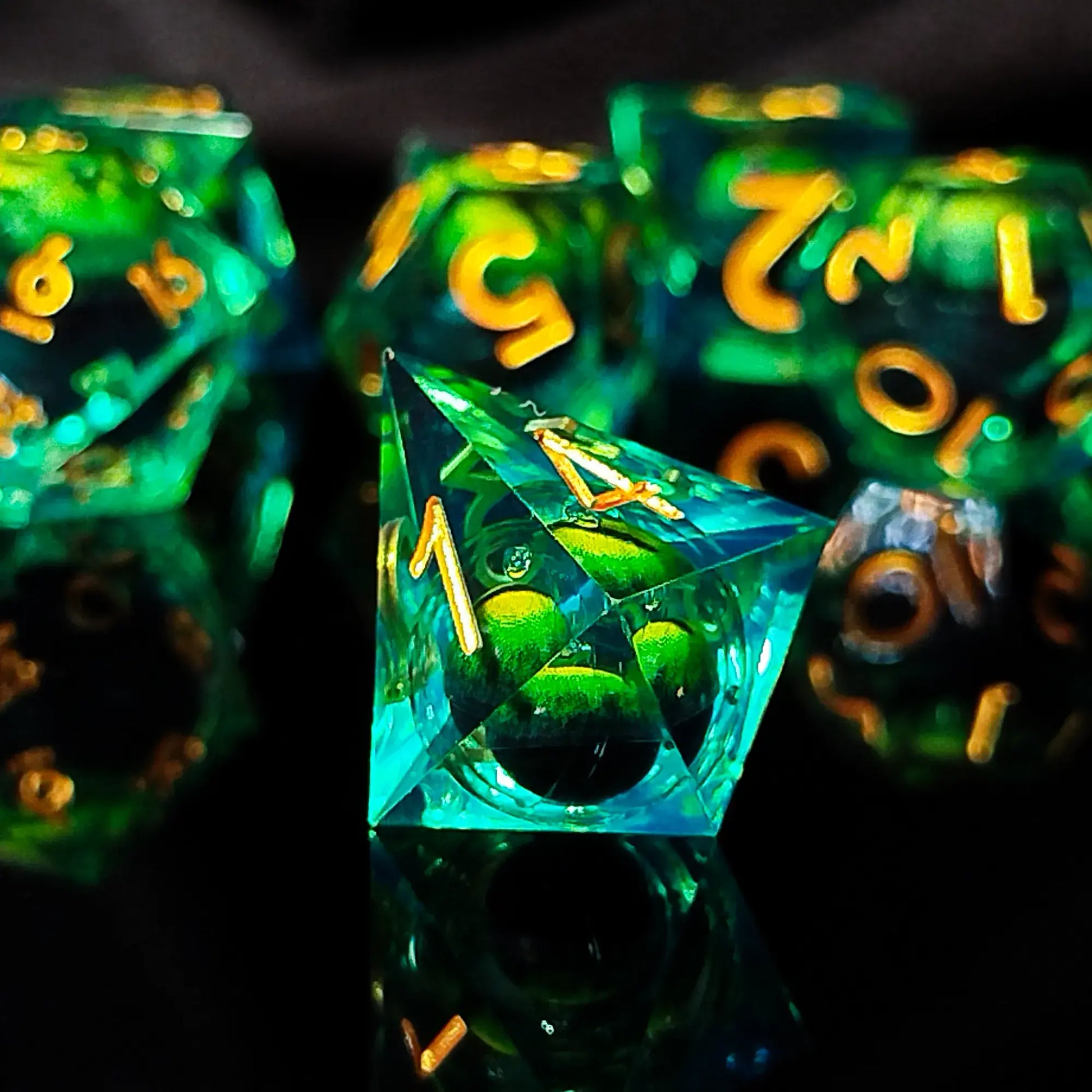 Handmade DnD Dice | Set of 7 | Dragon's Eye