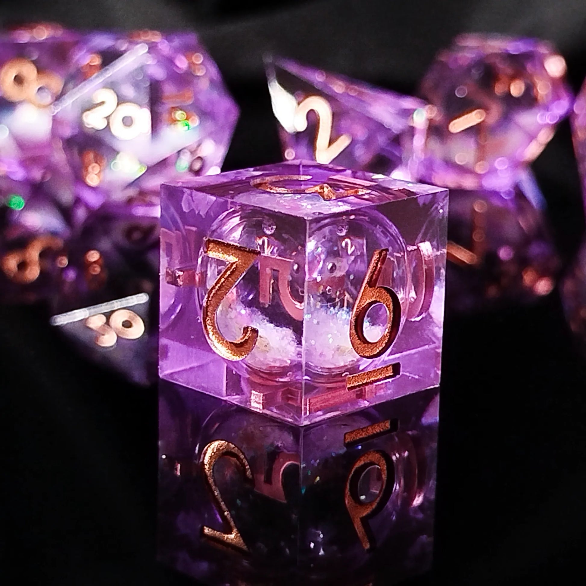 Handgefertigte DnD-Würfel | 7er-Set | Lila Glitzer