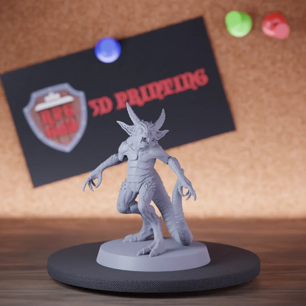 Highly detailed demon quasit fiend miniature of DD, perfect for DnD 5e encounters, fantasy tabletop RPG campaigns, painting and display.