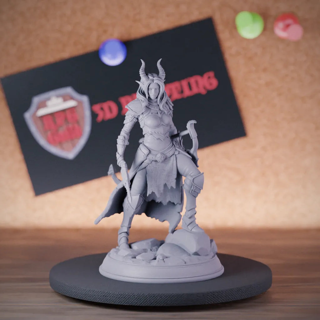 Tiefling 5e | Tiefling Female Rogue Miniature