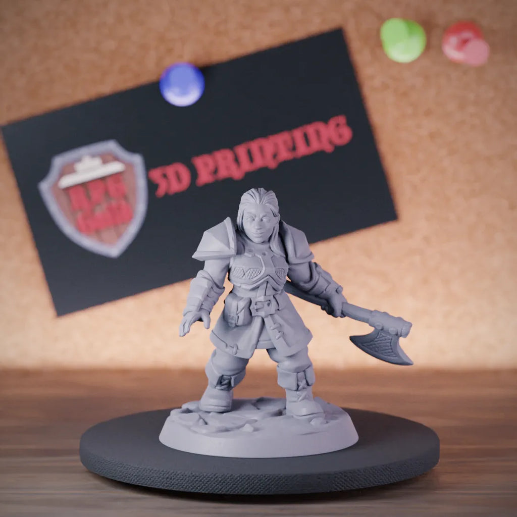 Dwarf 5e | DnD Female Dwarf Axe Fighter Miniature