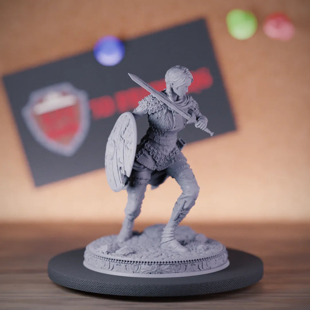 Human 5e | DnD Human Female Warrior Miniature