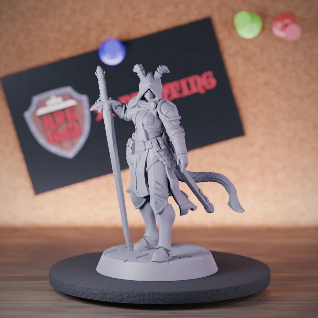 Tiefling 5e | DnD Tiefling Female Paladin Miniature