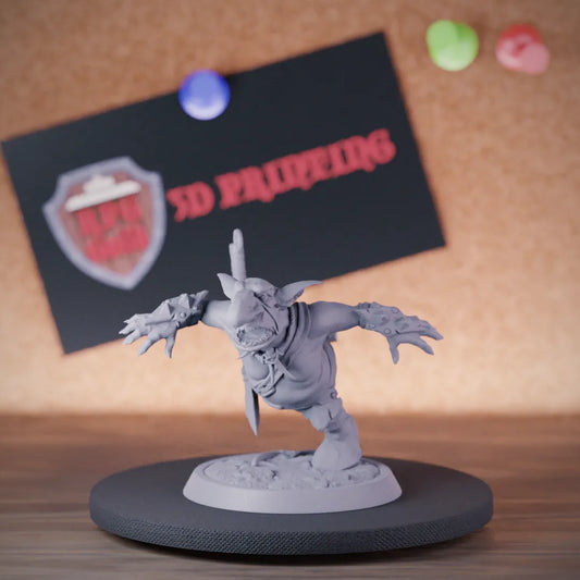 Goblin 5e | DnD Goblin Falling Miniature