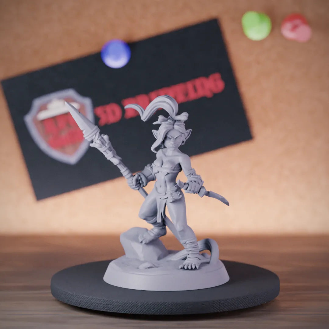 Goblin 5e | DnD Goblin Female Fighter Miniature