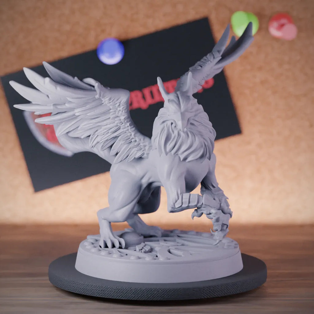 Griffon 5e | DnD Standing Griffon Miniature