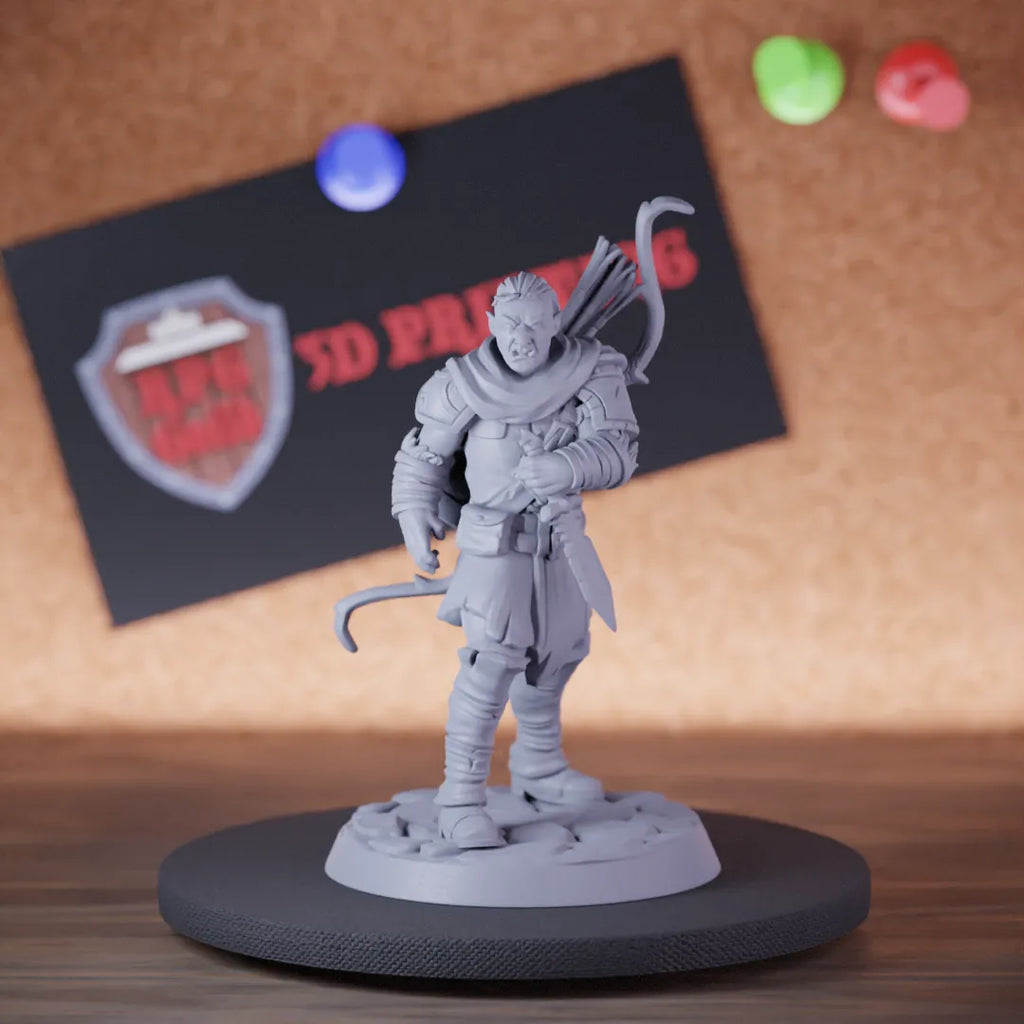 Orc 5e | DnD Half Orc Warrior Dagger Miniature