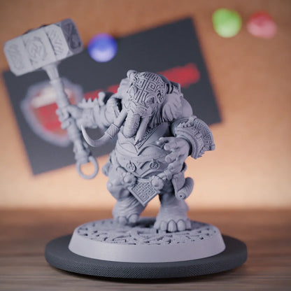 Oliphant 5e | DnD Oliphant Fighter Hammer Wielder Miniature