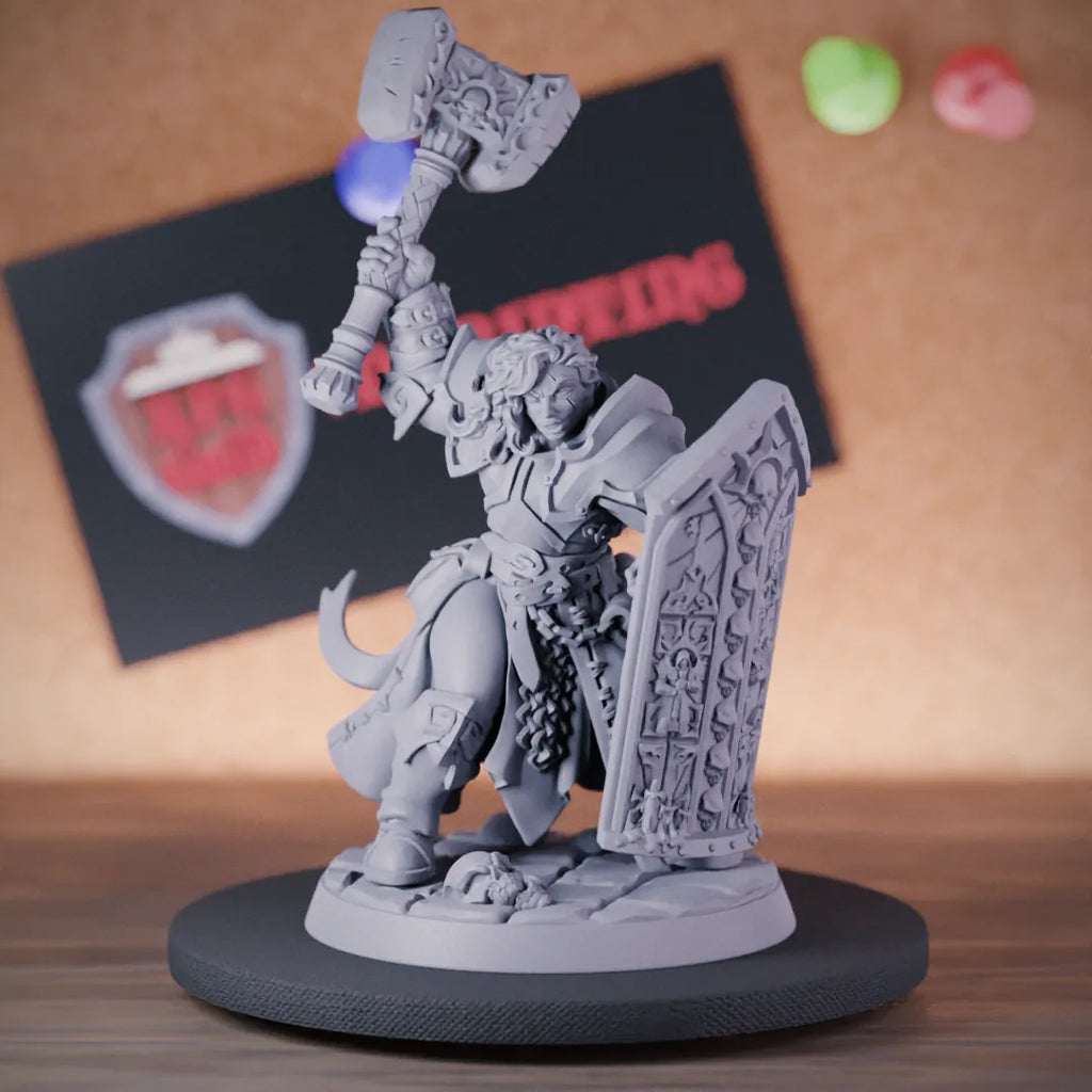 5e Paladin | DnD Female Paladin Miniature