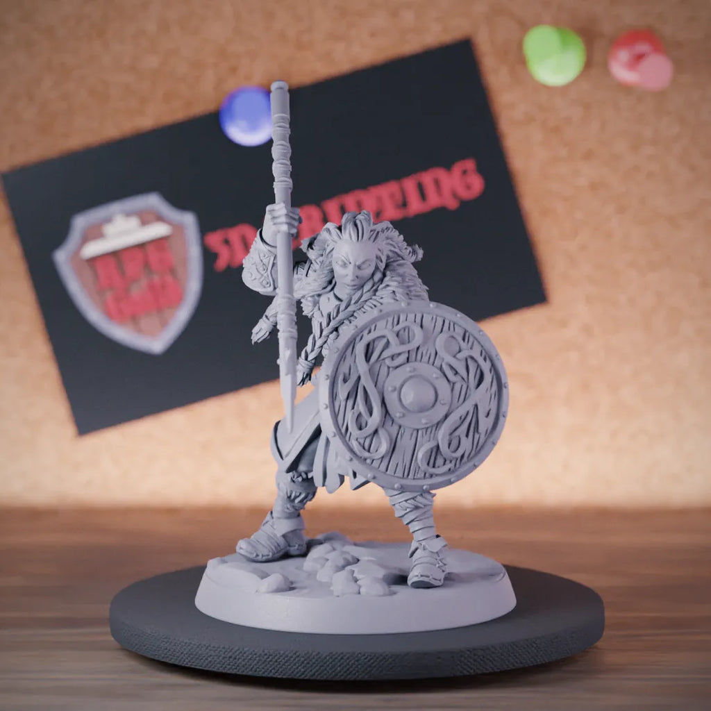 Fighter 5e | DnD Female Northman Viking Miniature