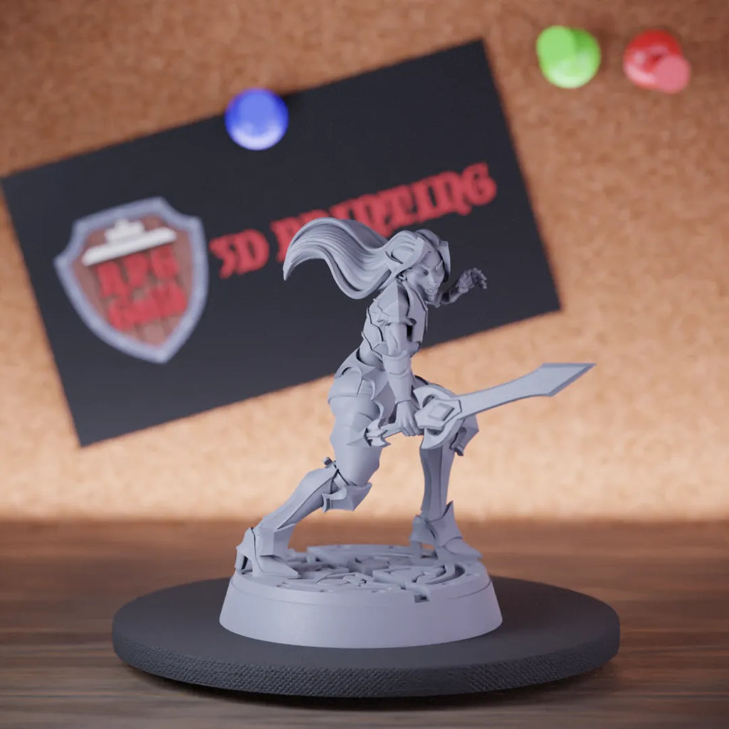Vampire 5e | DnD Female Vampire Monster Sword Miniature