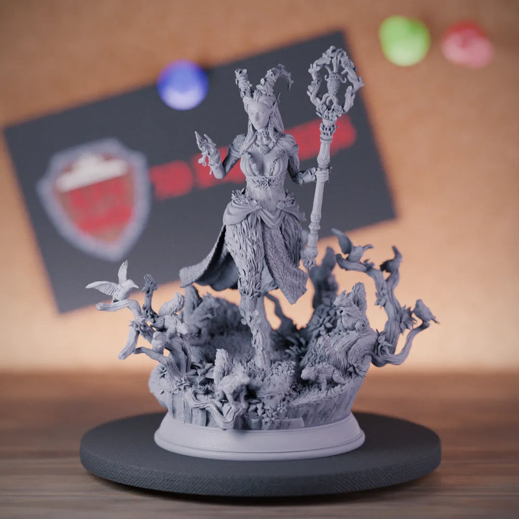 Elf 5e | DnD Elf Druid Renmaeth Miniature