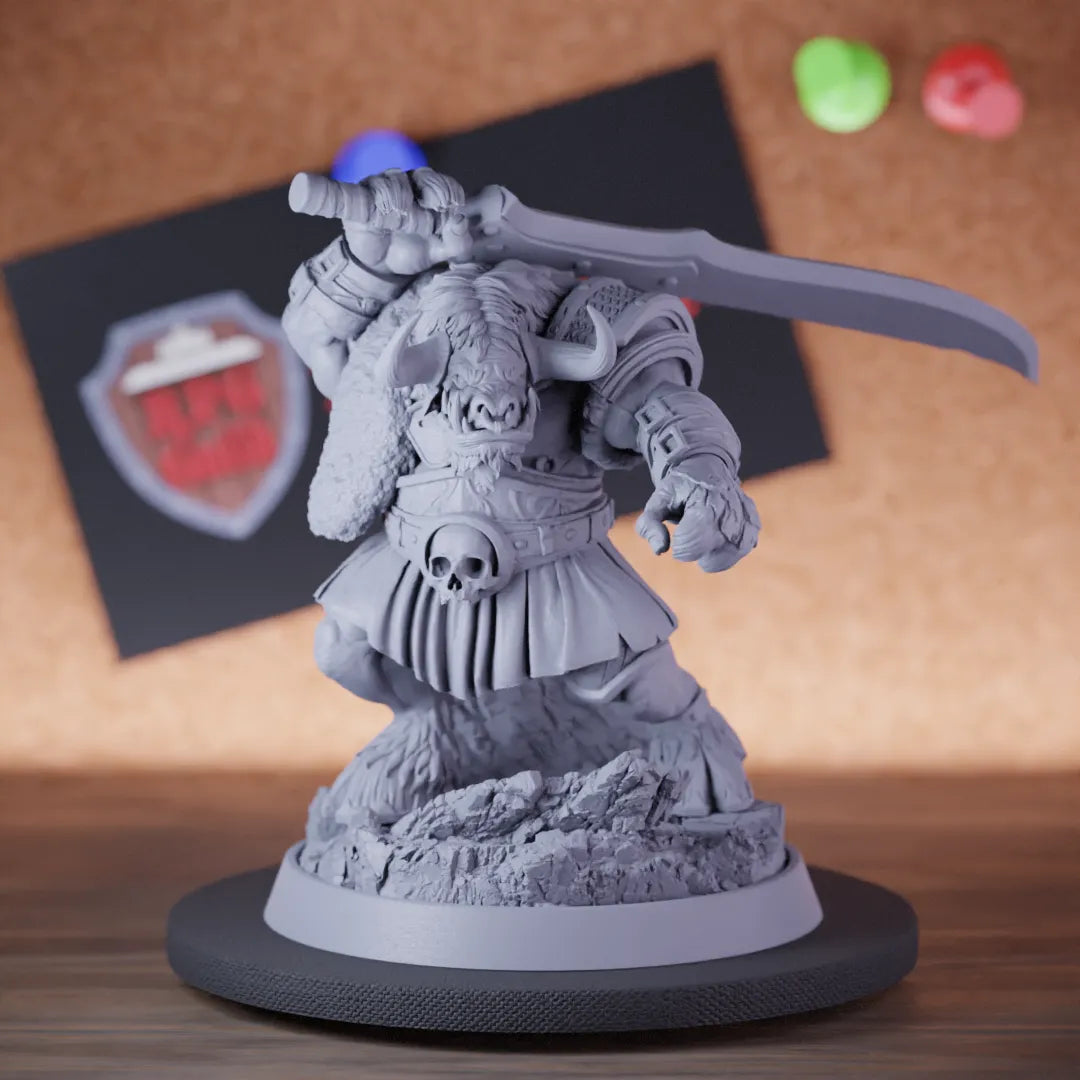 Minotaur 5e | DnD Minotaur Defender Warrior Sword Miniature