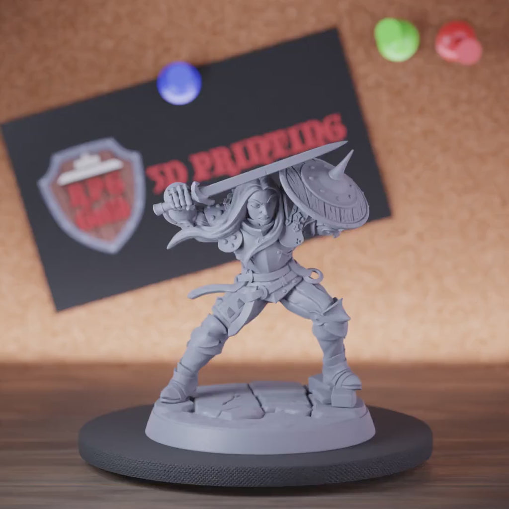 Knight 5e | DnD Female Knight Fighter Sword Miniature