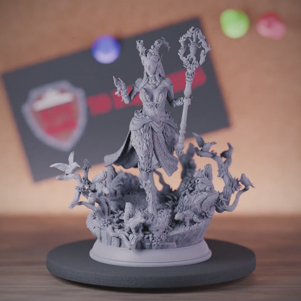 Elf 5e | DnD Elf Druid Renmaeth Miniature