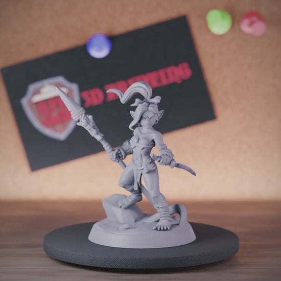 Goblin 5e | DnD Goblin Female Fighter Miniature