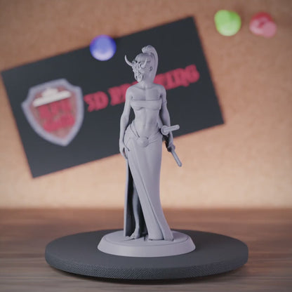 Fighter 5e | DnD Female Samurai Fighter Oni Miniature