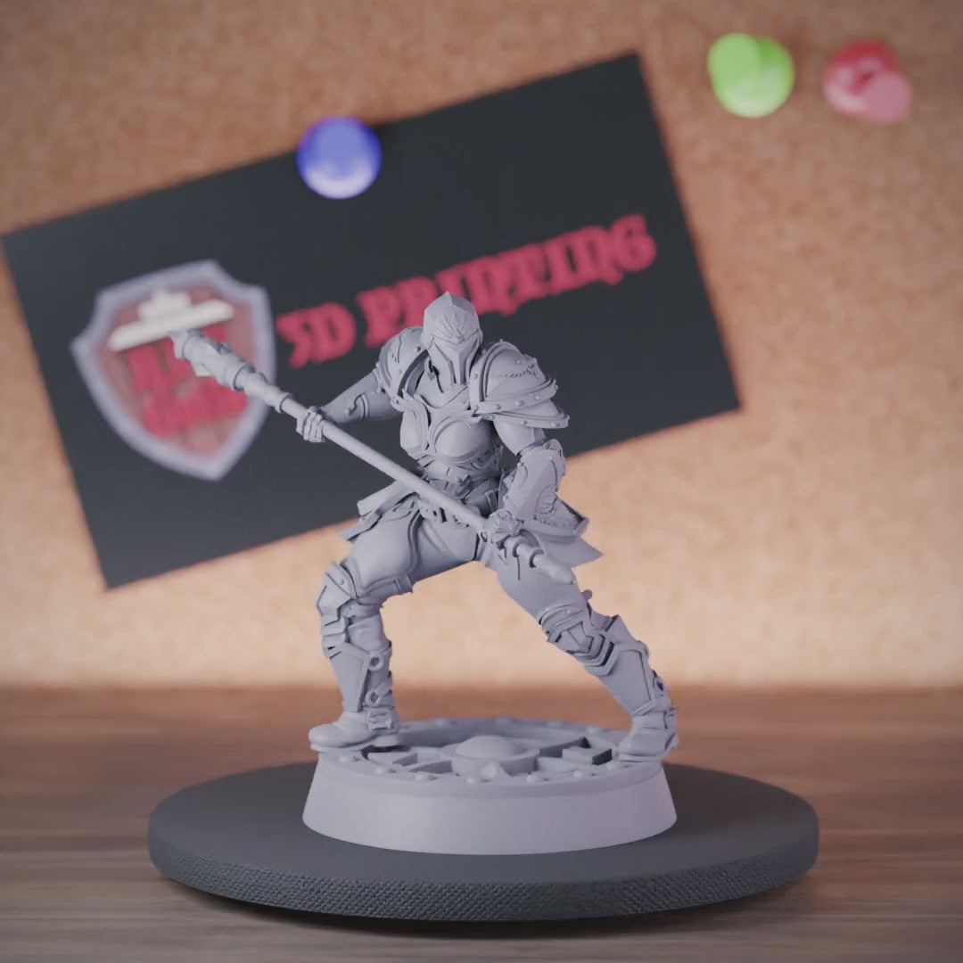 Paladin 5e | DnD Female Armored Paladin Spear Miniature