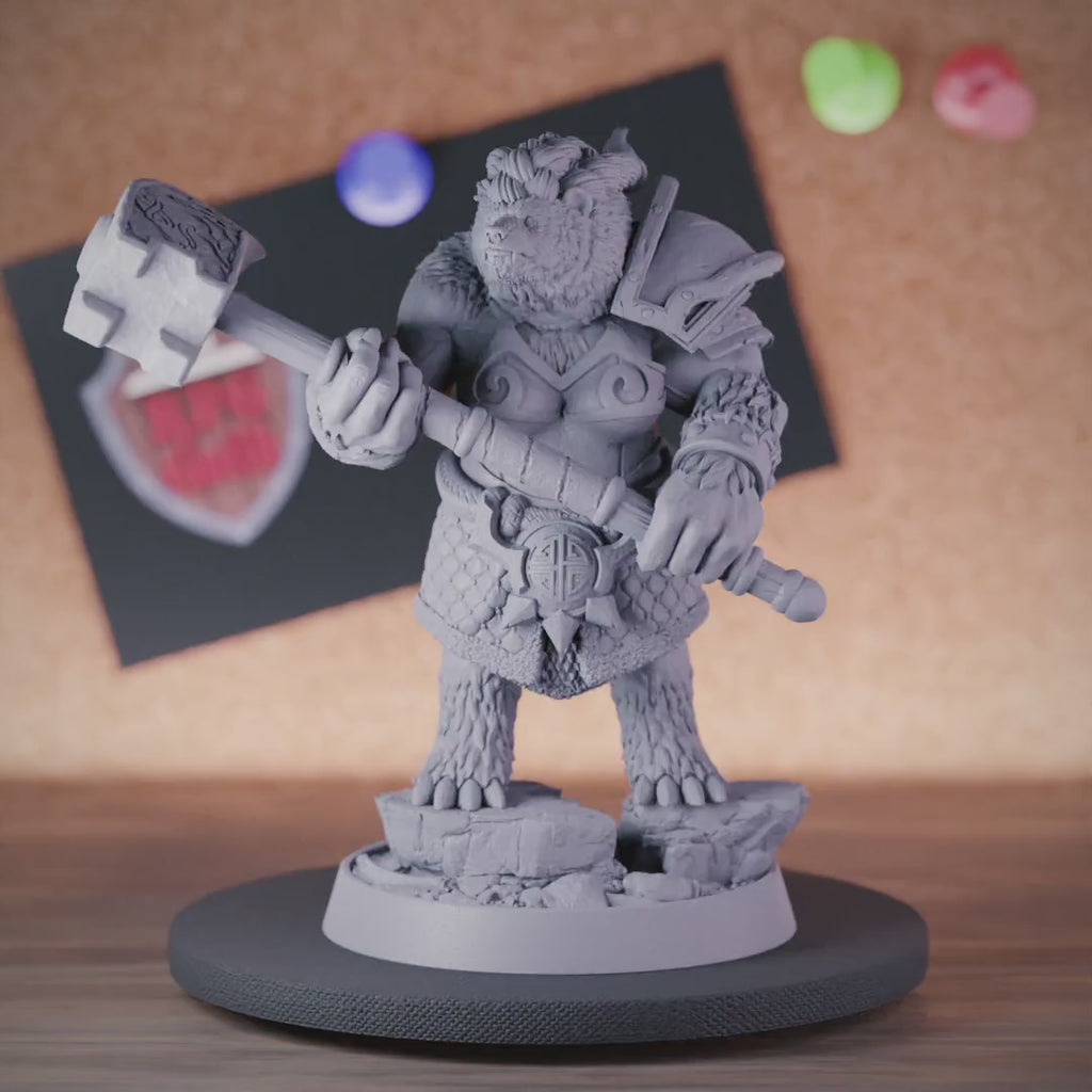 Werebear 5e | DnD Female Werebear Sledgehammer Miniature
