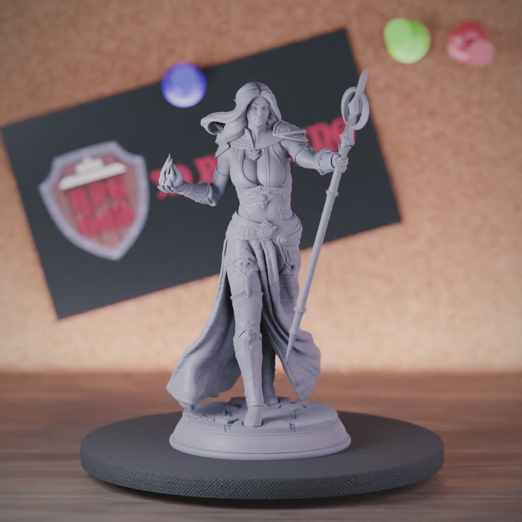 Giant 5e | DnD Half-Giant Female Sorcerer Miniature