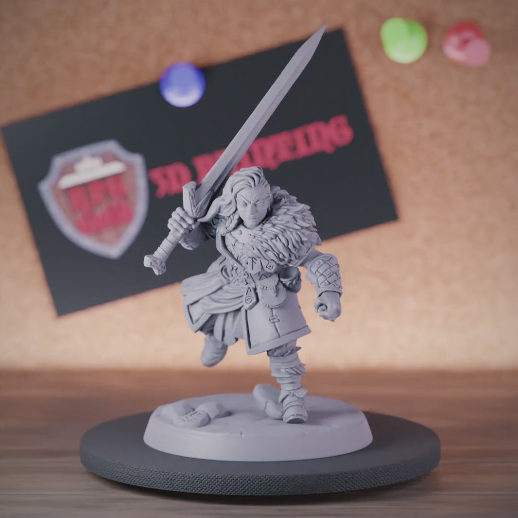 Fighter 5e | DnD Female Northman Fighter Champion Miniature